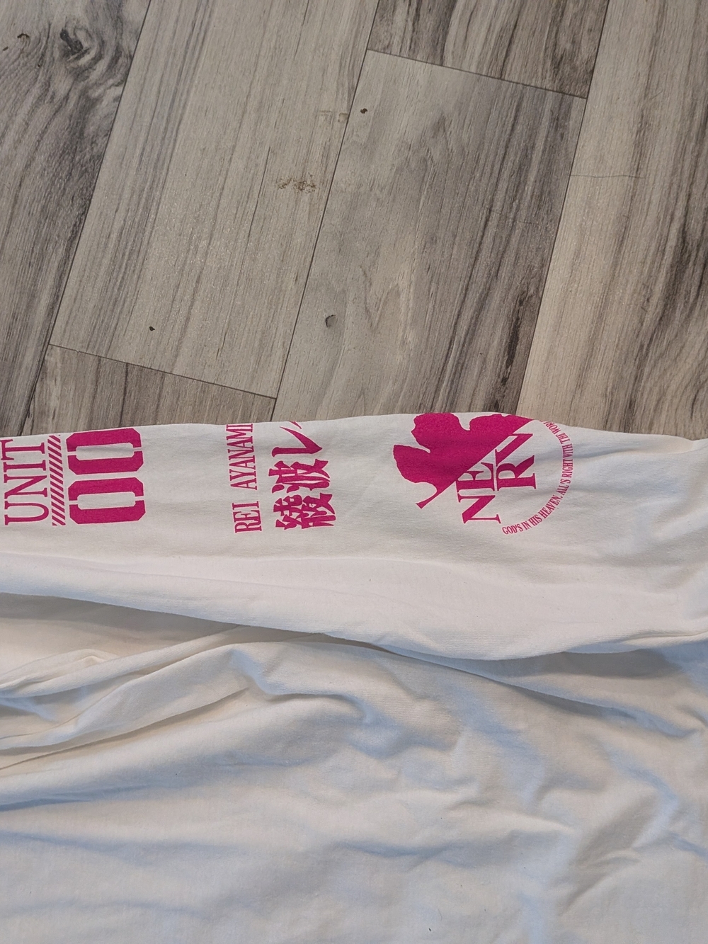 Atsuko White Long-Sleeve Graphic Tee with Pink & Blue Anime Print Large - Picture 8 of 10